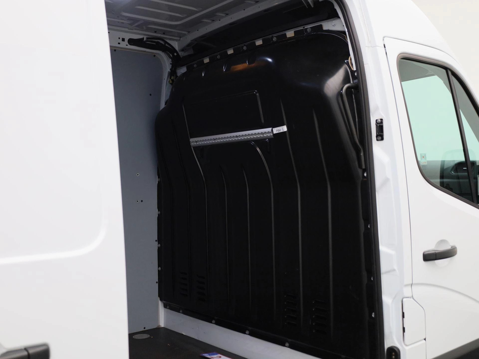Renault Master T35 2.3 dCi 135 L3H2 Comfort