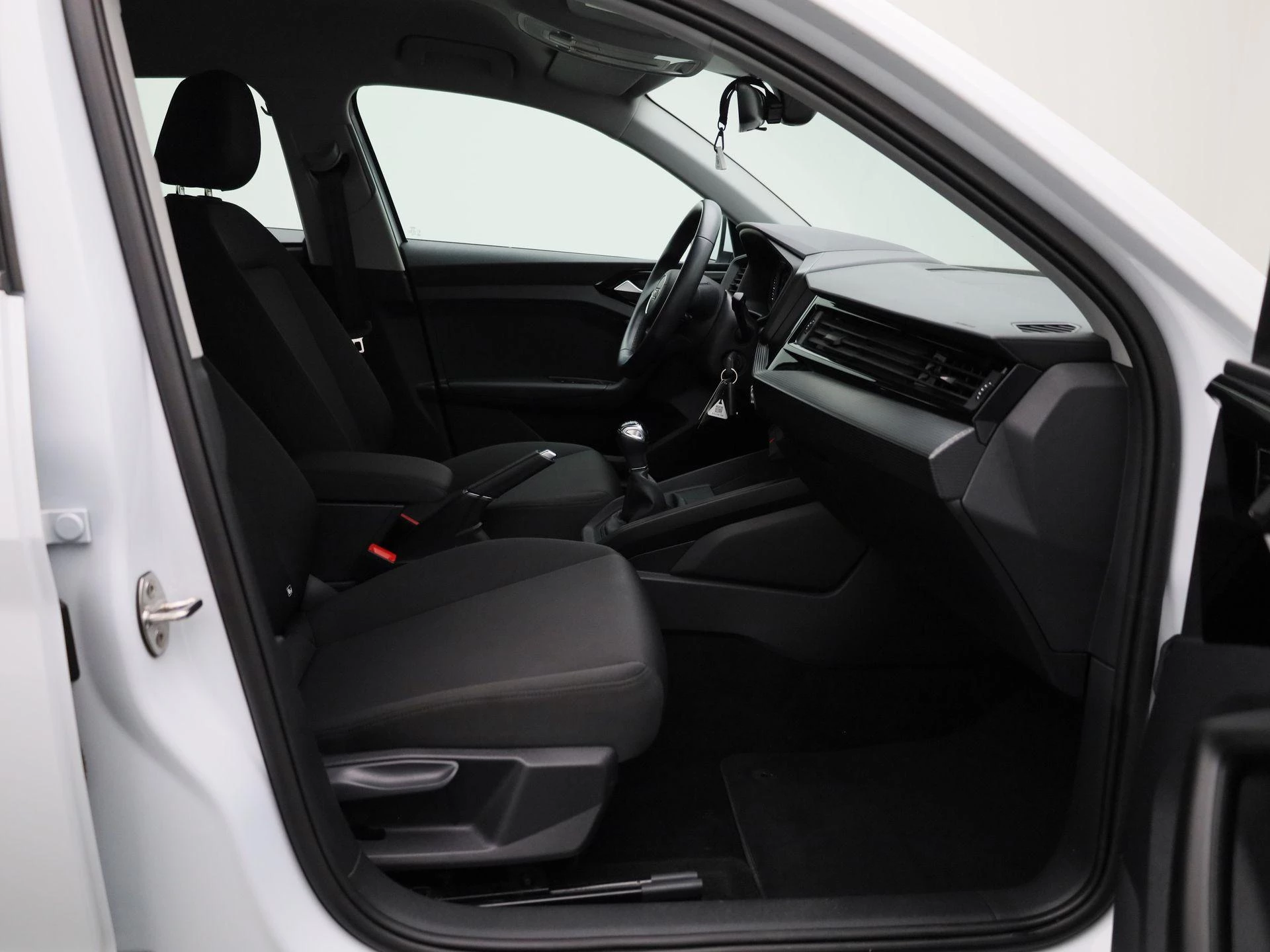 Audi-A1 Sportback-image-31