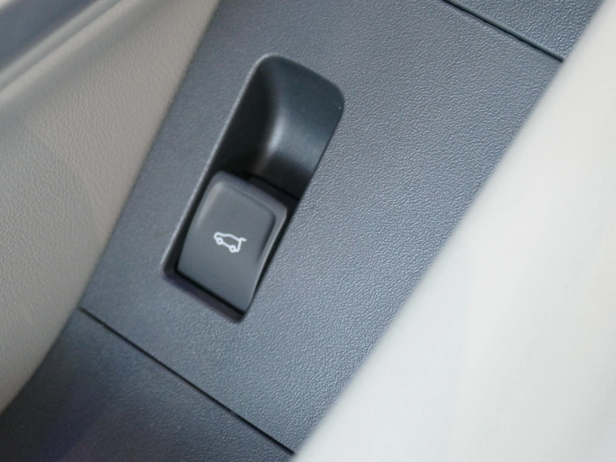 Ford Capri Premium Extended Range RWD 77 kWh