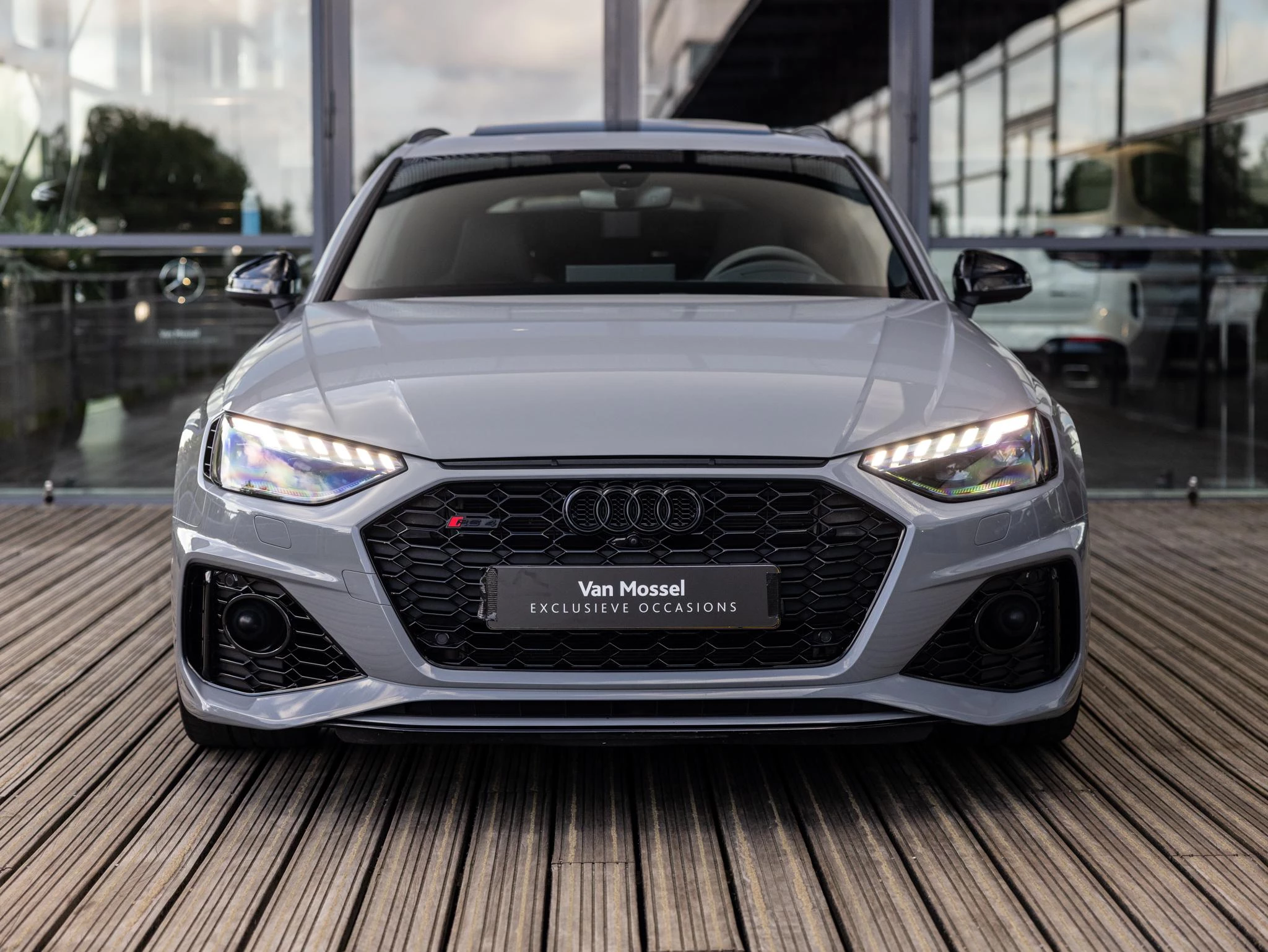 Audi RS4 Avant 2.9 TFSI RS 4 quattro competition plus kuipstoelen