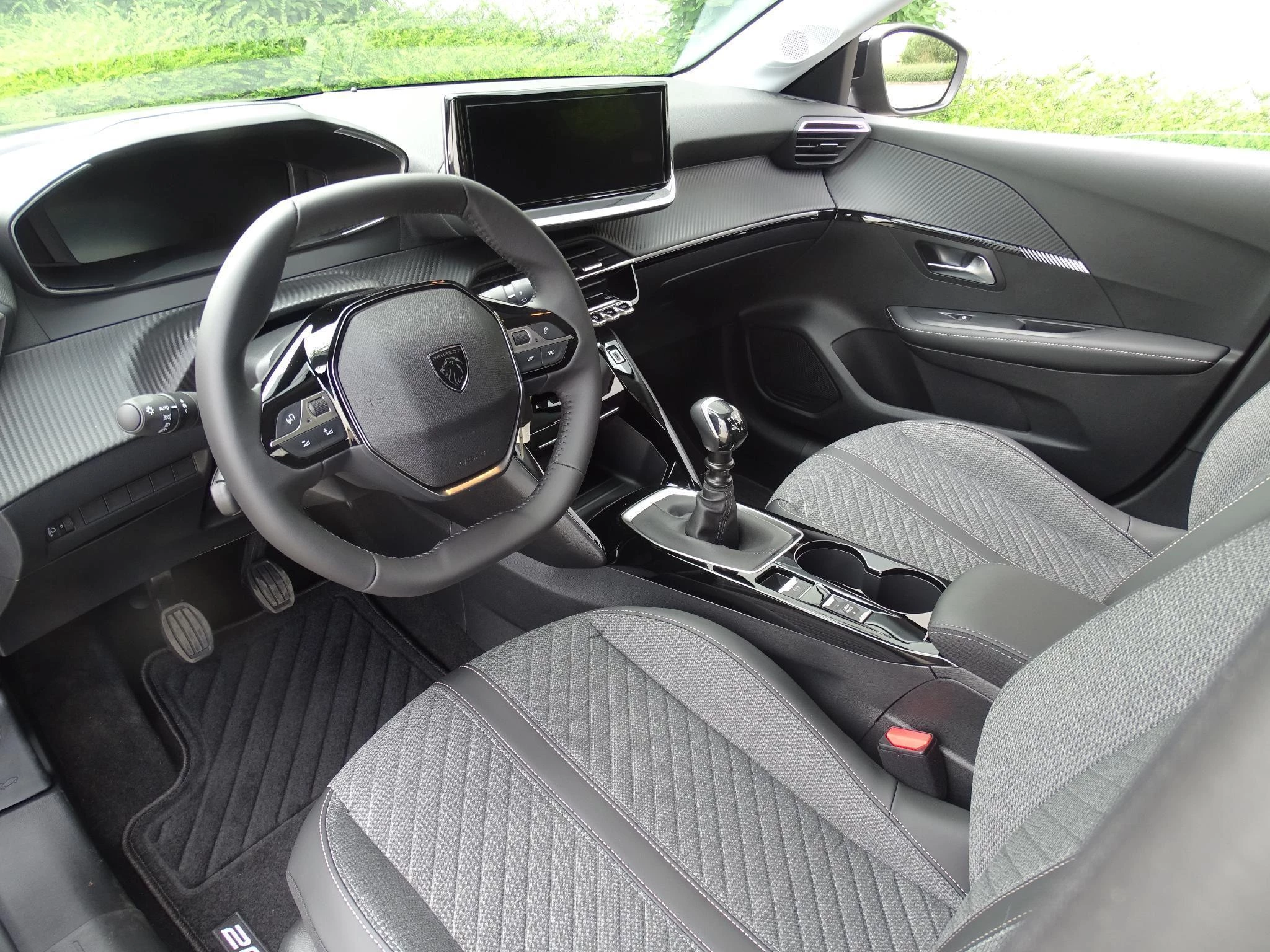 Peugeot 208 1.2T Allure