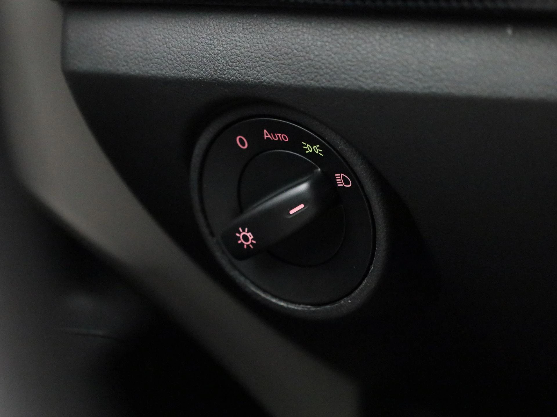 Volkswagen-up!-image-14