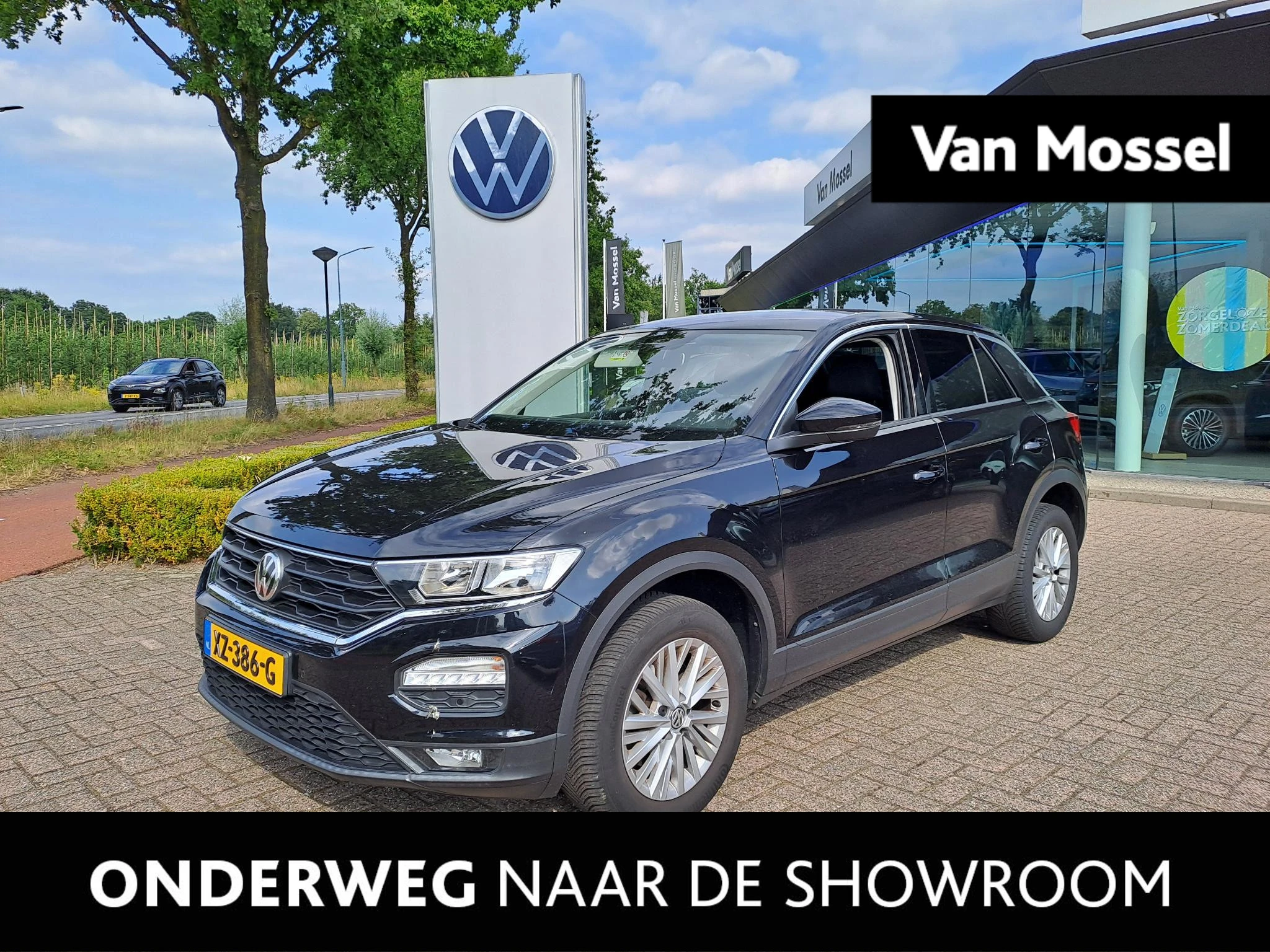 Volkswagen-T-Roc-image-0