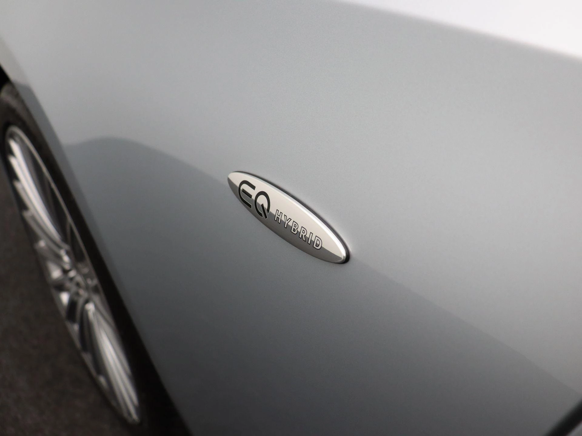 Mercedes-Benz C-Klasse 300 e AMG Line Sedan + PANORAMISCH DAK + SURROUND VIEW CAMERA +