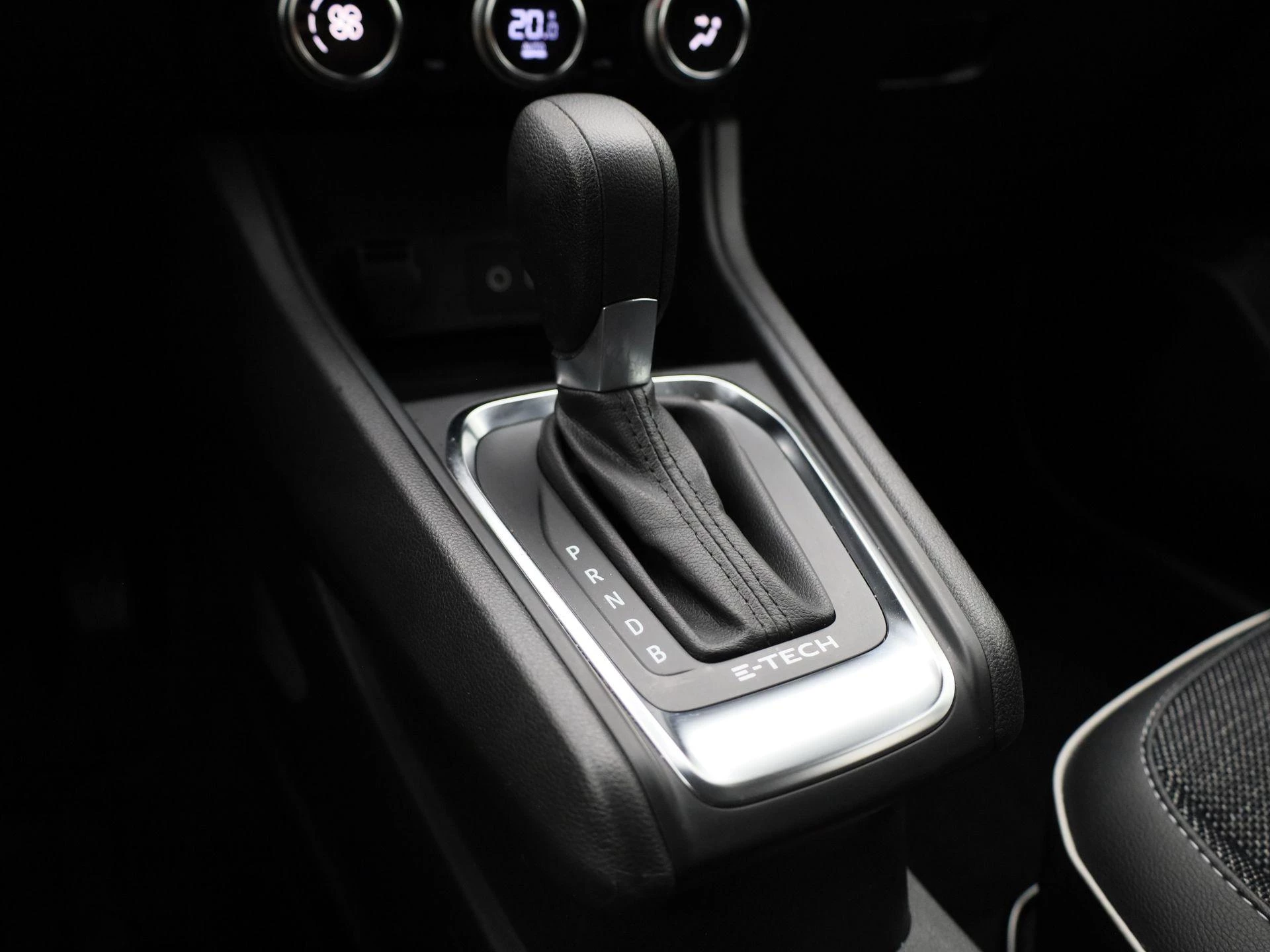Renault Captur 1.6 E-Tech Plug-in Hybrid 160 techno