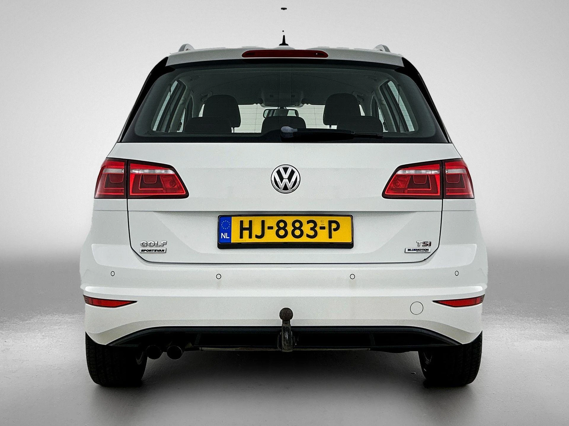Volkswagen-Golf Sportsvan-image-2