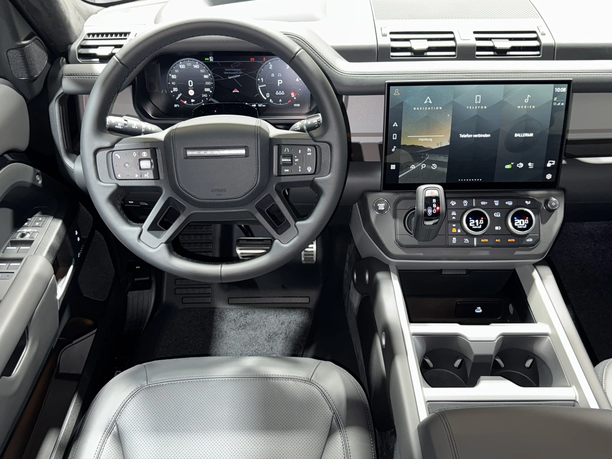 Land Rover-Defender-image-8