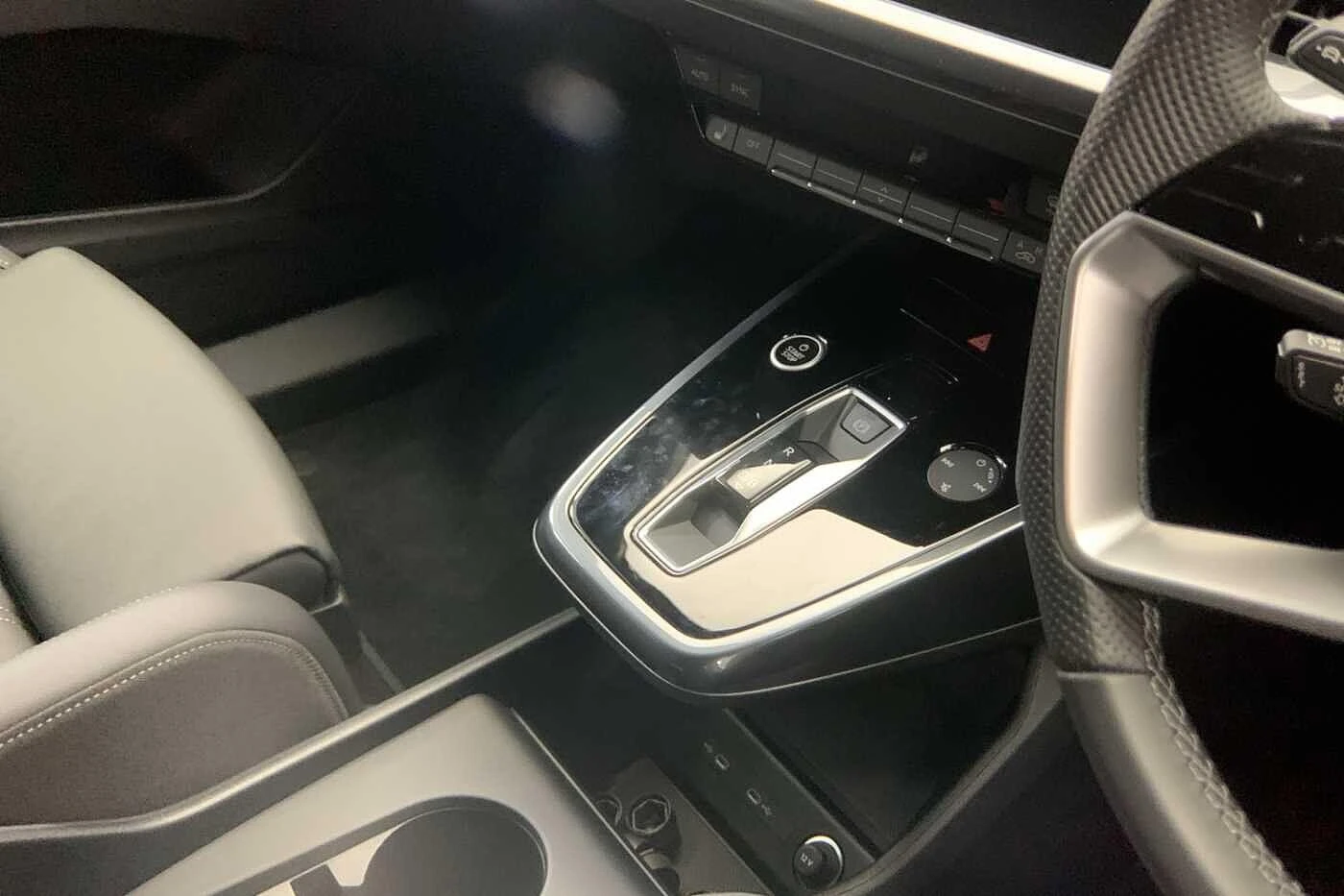 Audi-Q4 Sportback e-tron-image-7