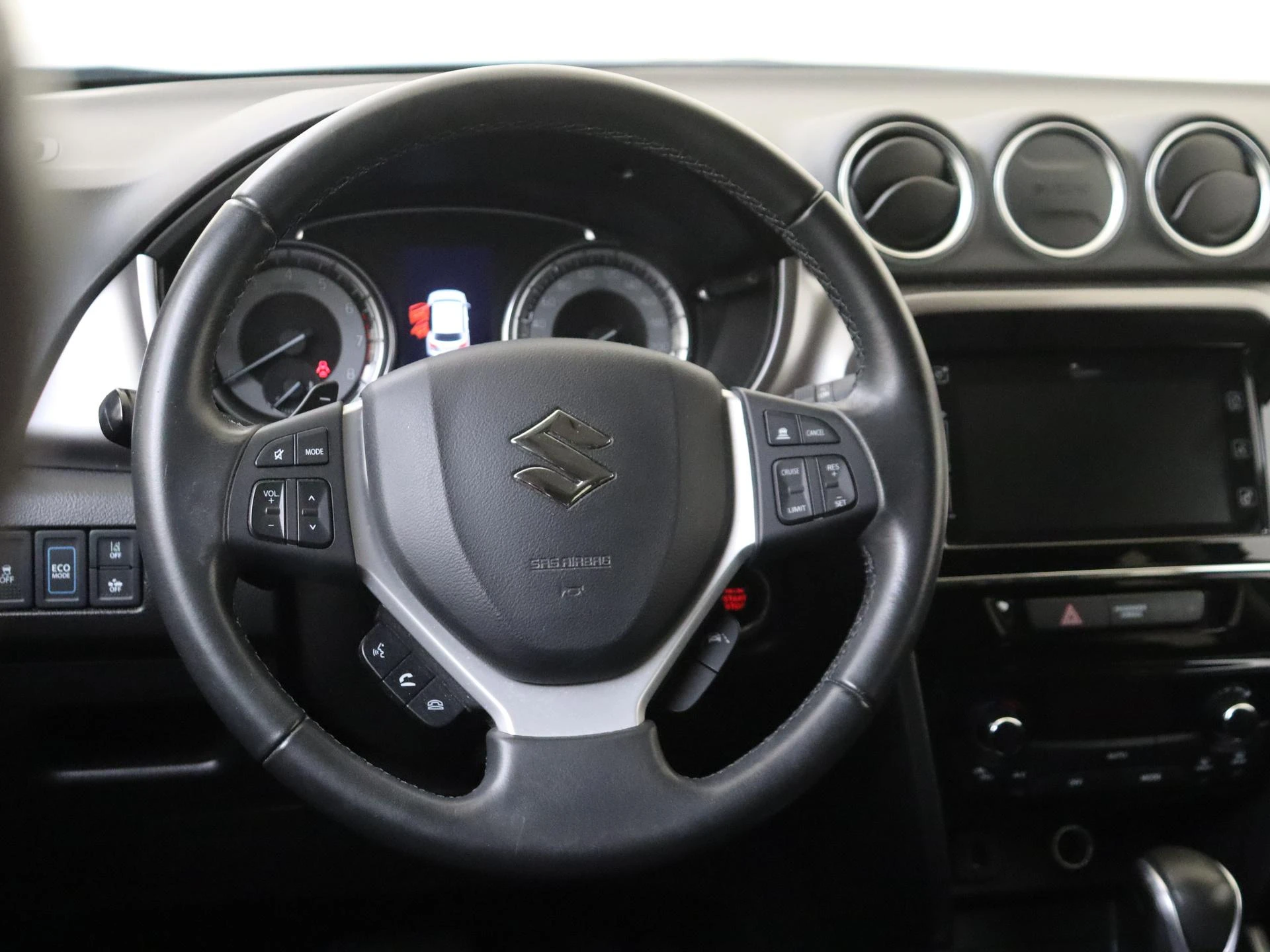 Suzuki-Vitara-image-9