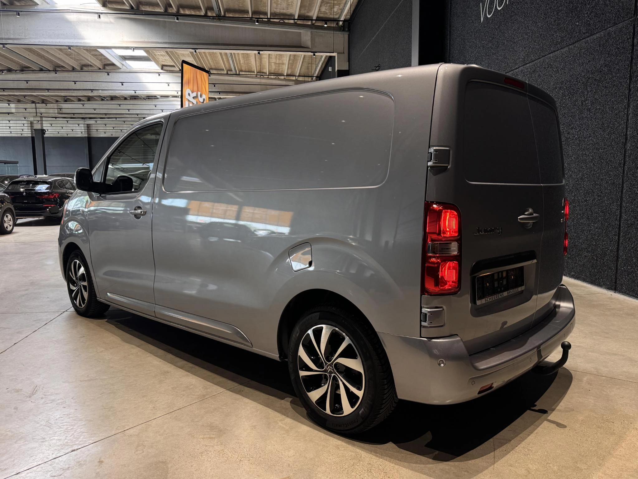 Citroën Jumpy M 2.0 BlueHDi 180 S&S EAT8 Driver