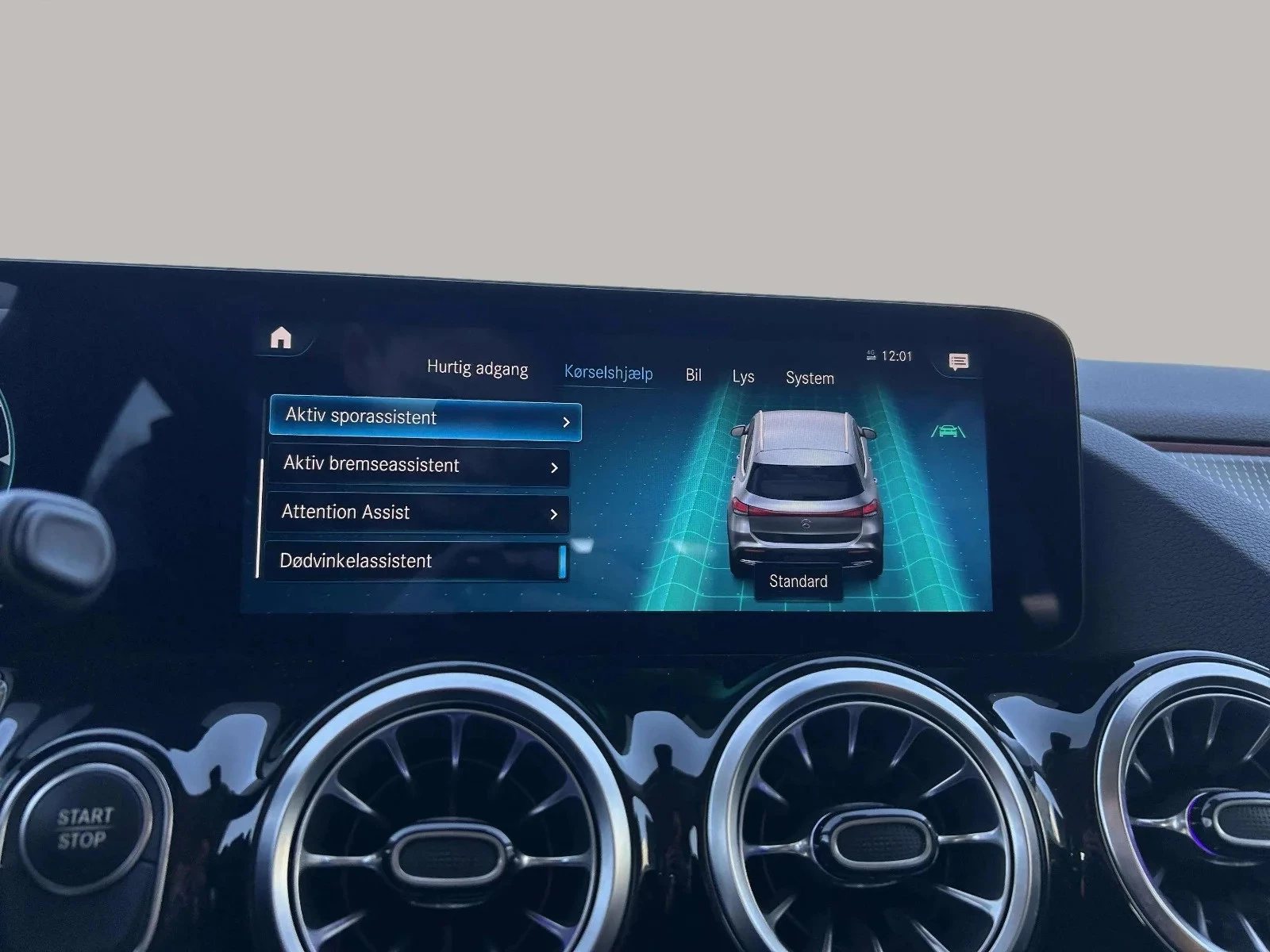 Mercedes-Benz-EQA-image-19