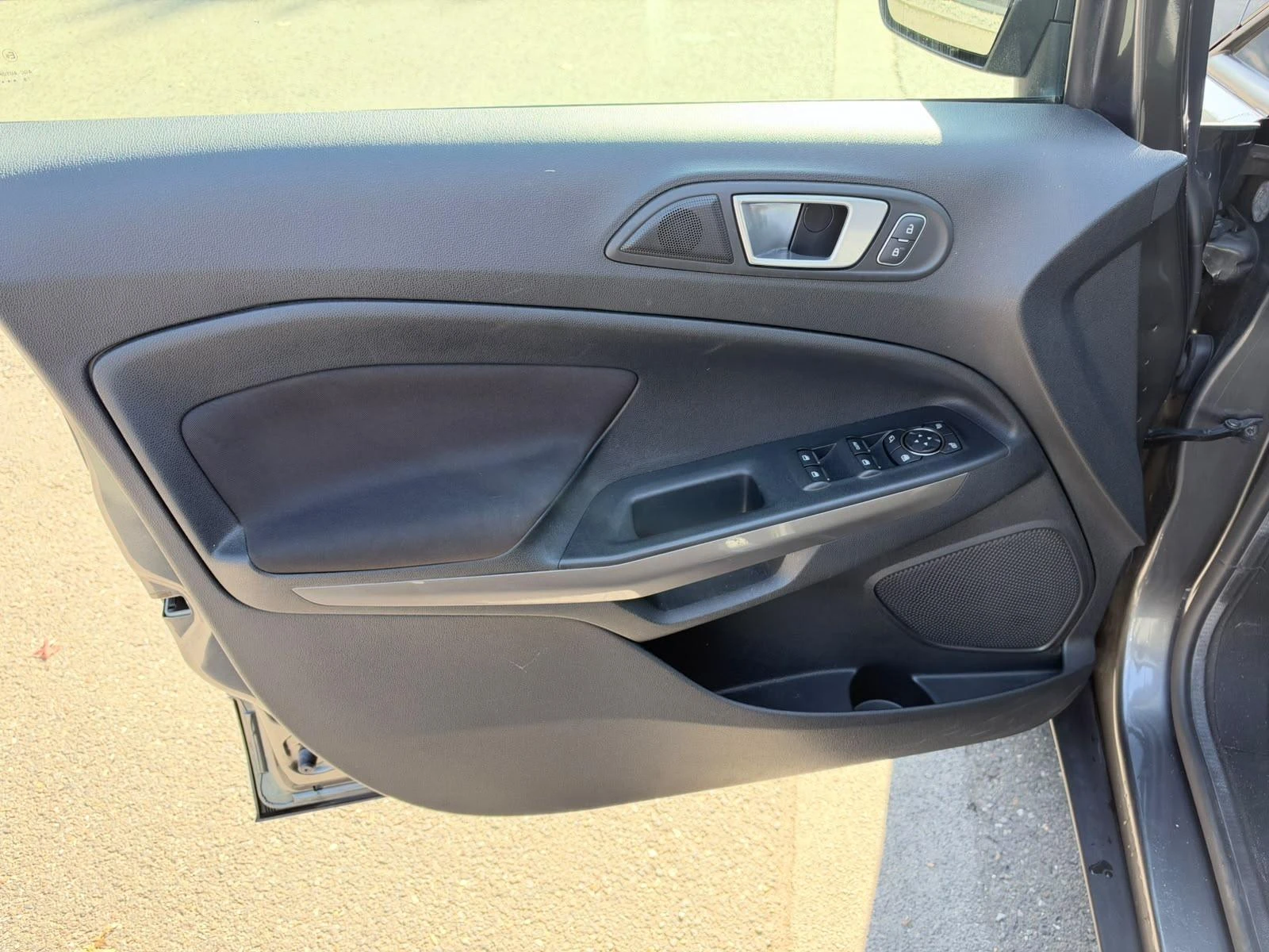 Ford-EcoSport-image-5