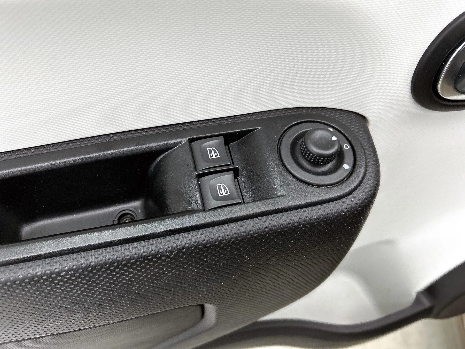 Renault-Twingo-image-27