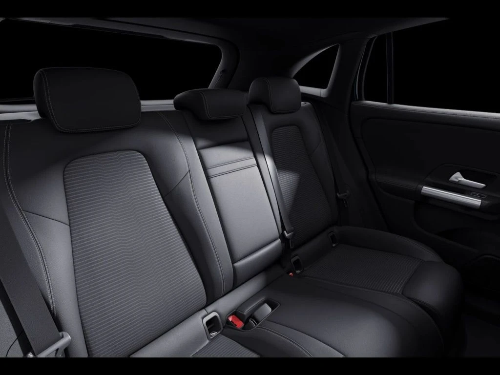 Mercedes-Benz-EQA 250-image-10