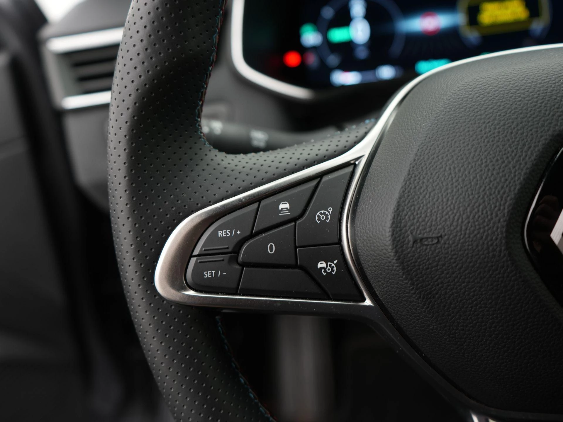 Renault-Clio-image-21