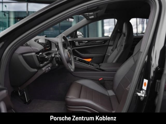 Porsche Panamera 4 E-Hybrid -