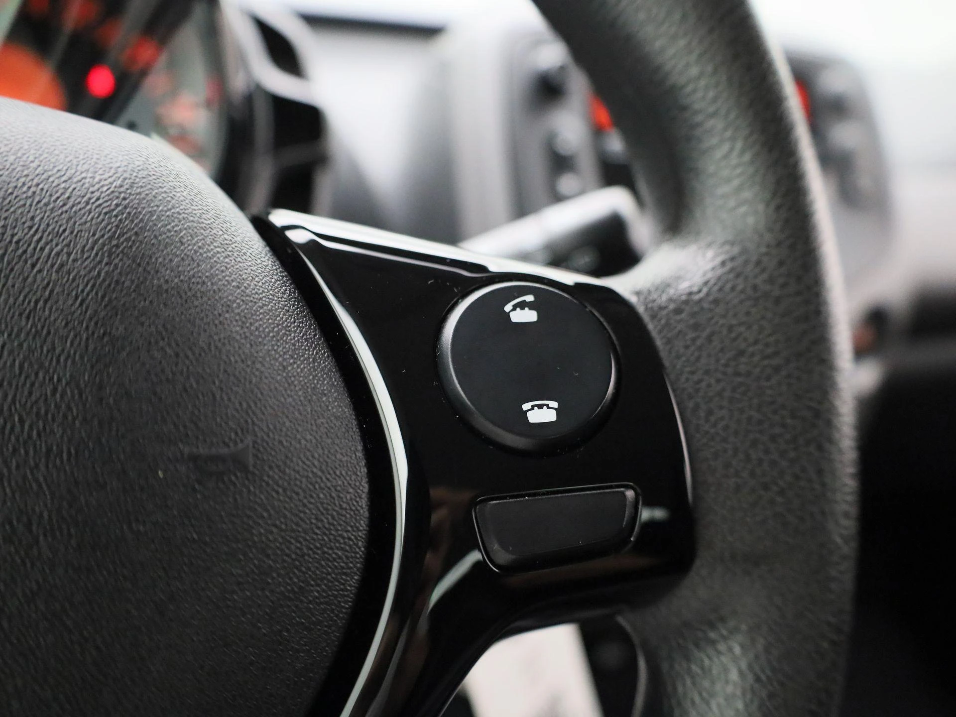 Peugeot-108-image-17