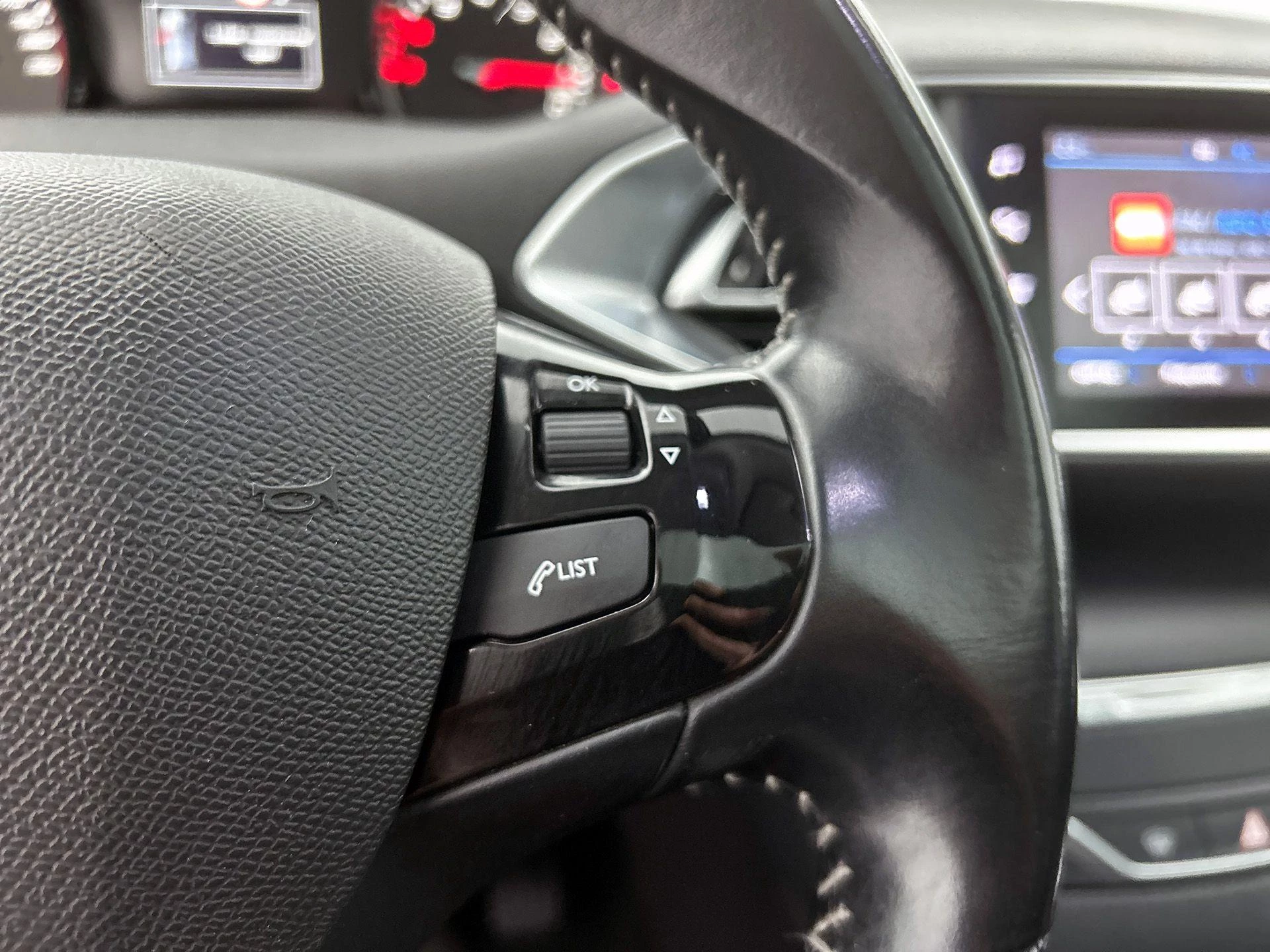 Peugeot 308 SW 1.2 PureTech Blue Lease Premium