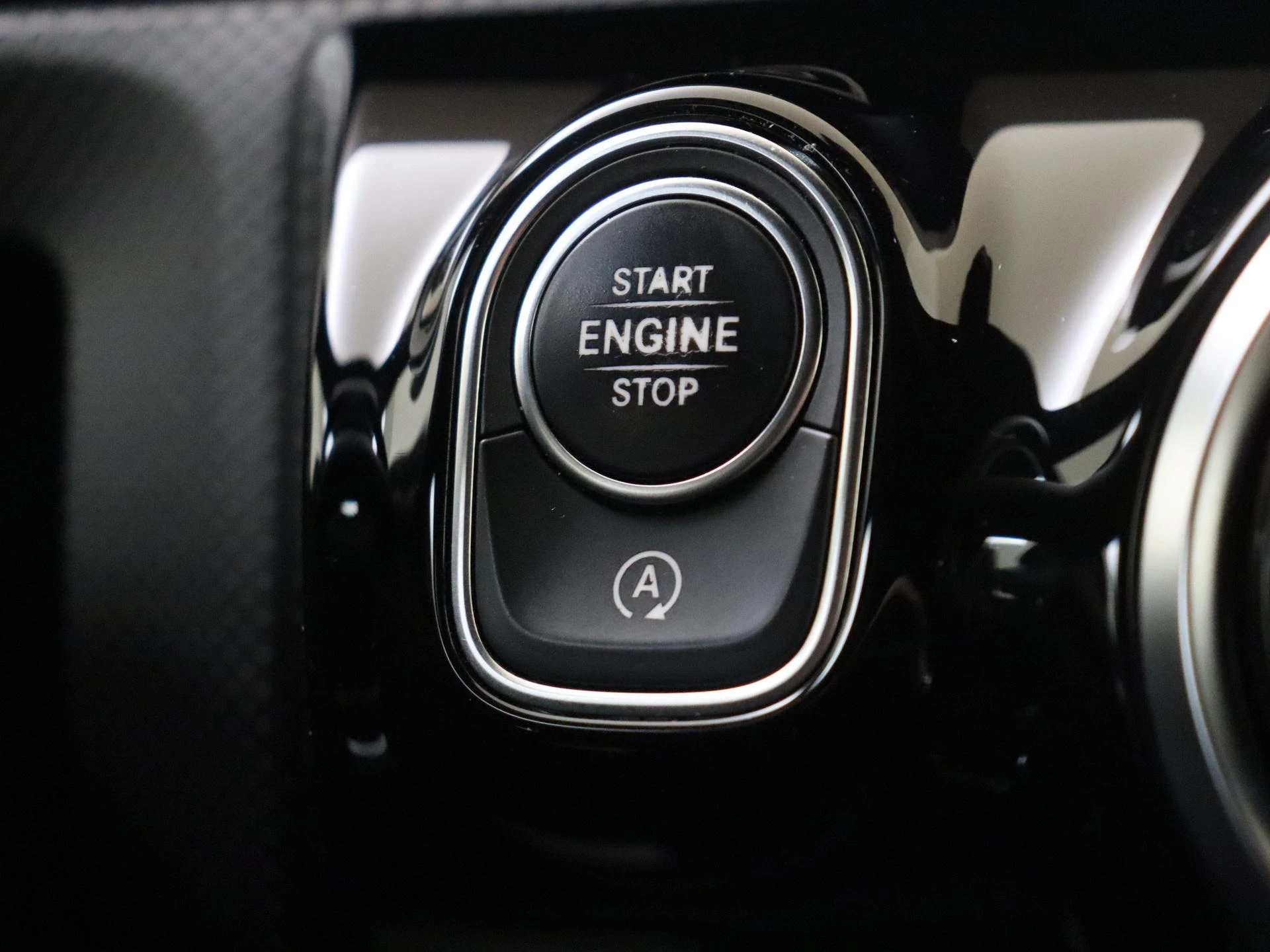 Mercedes-Benz-A-Klasse-image-25