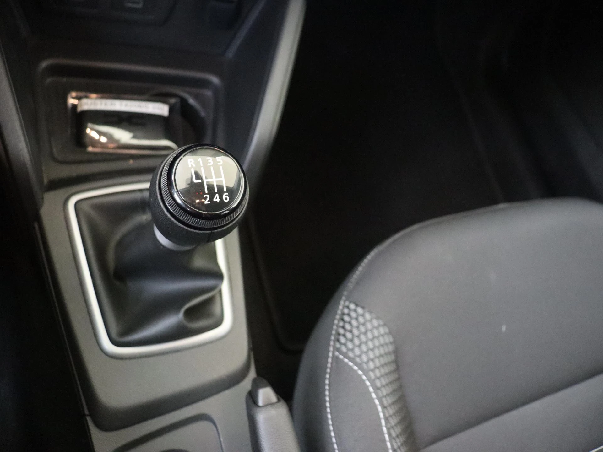 Dacia-Duster-image-13