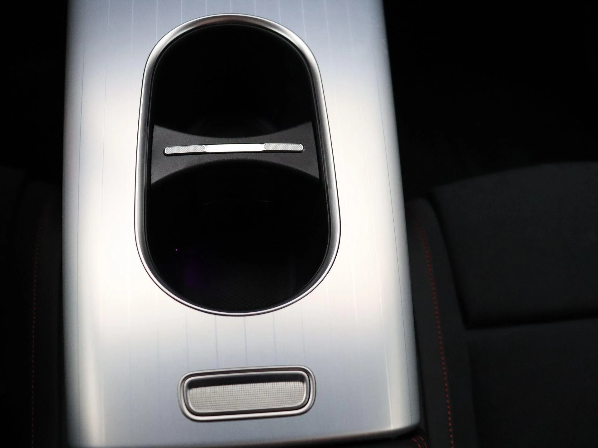 Mercedes-Benz-CLA-image-19