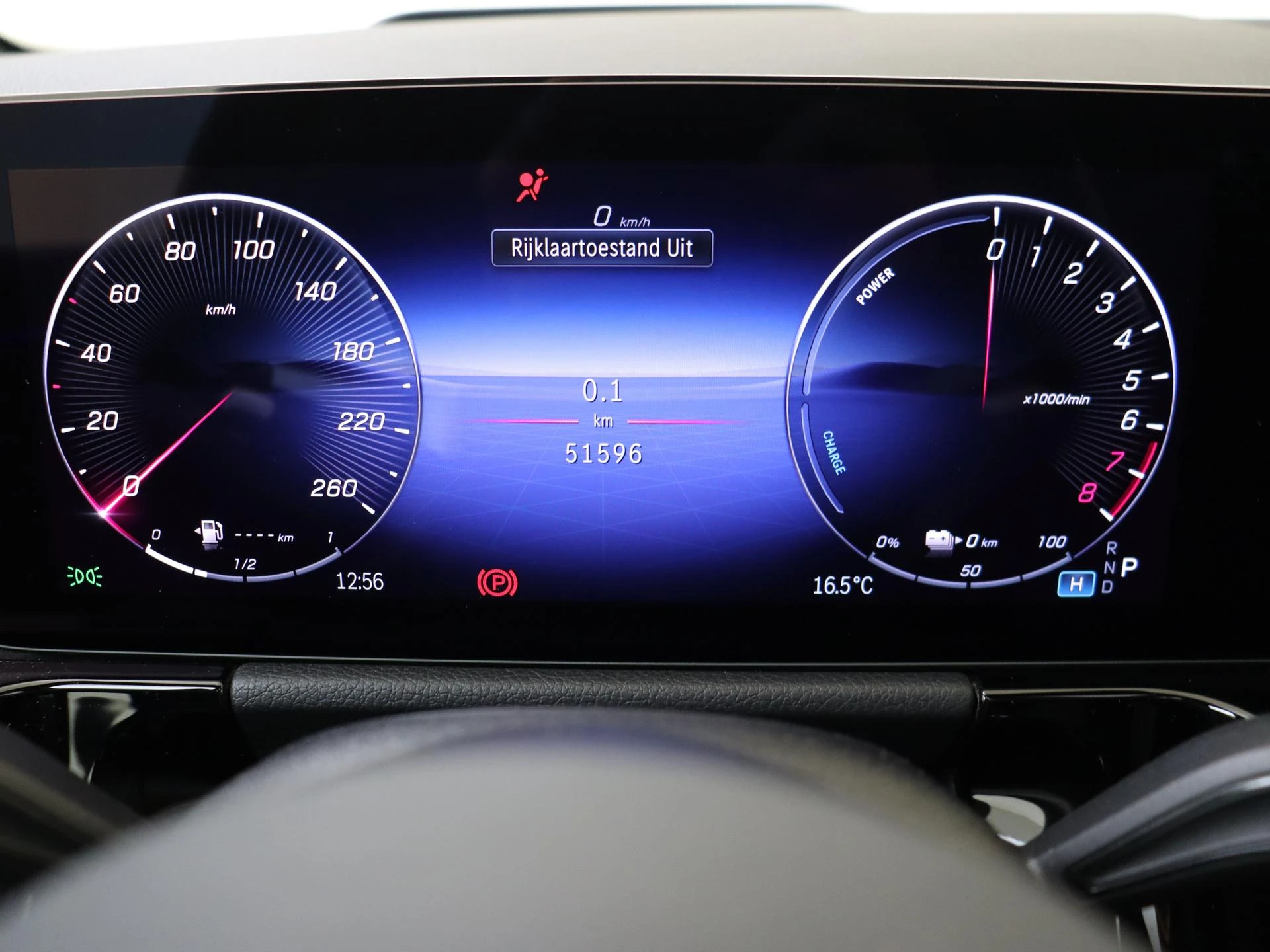 Mercedes-Benz-GLA-image-10