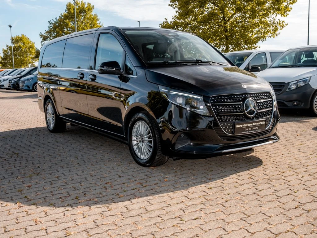 Mercedes-Benz-V-Klasse 300-image-4