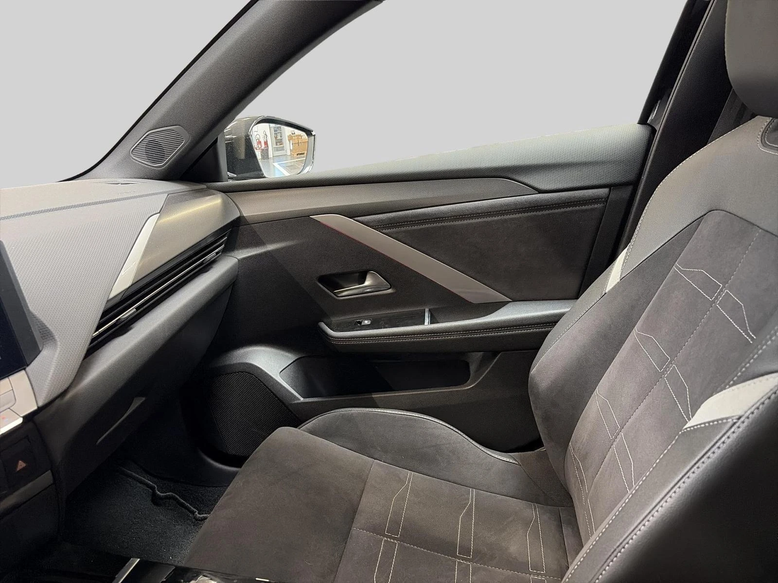 Opel-Astra-image-20