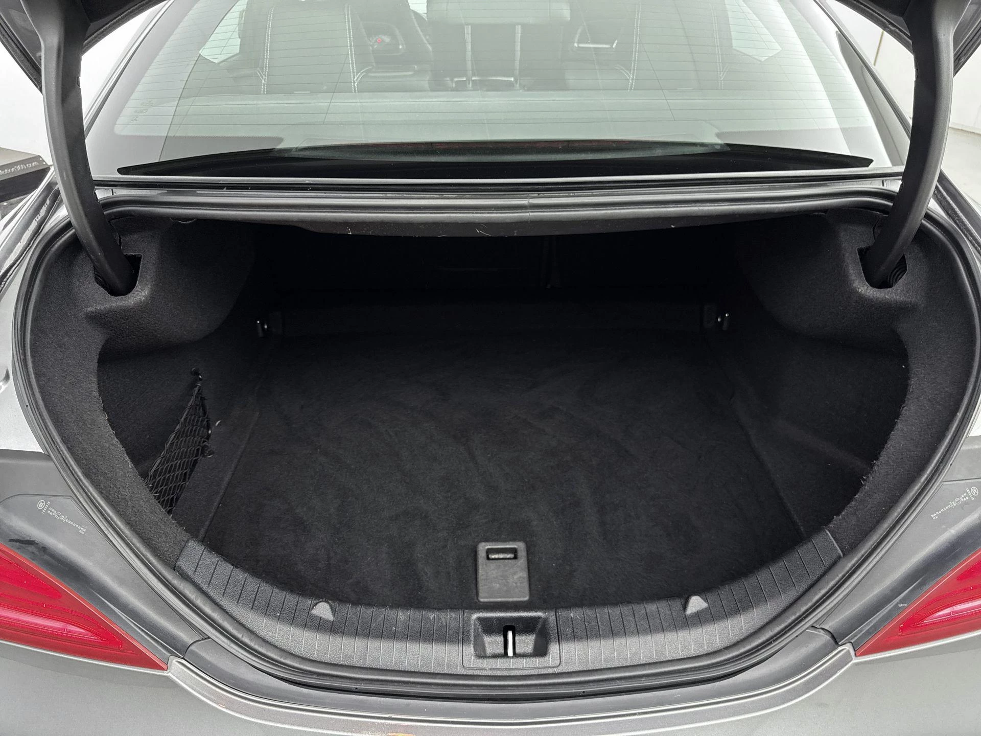 Mercedes-Benz-CLA-image-20