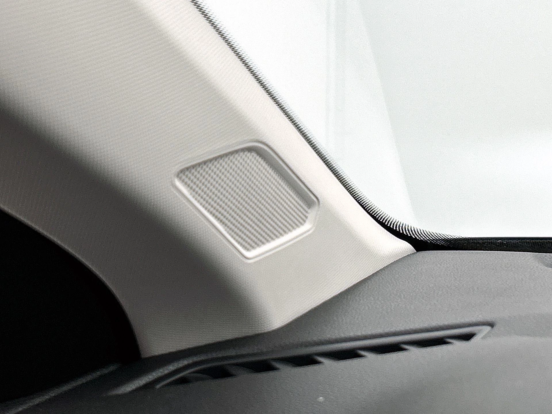 Volkswagen-Polo-image-11