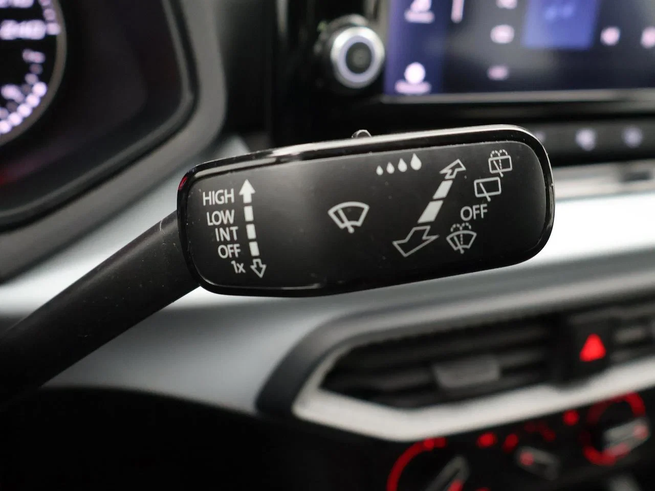 SEAT-Ibiza-image-18