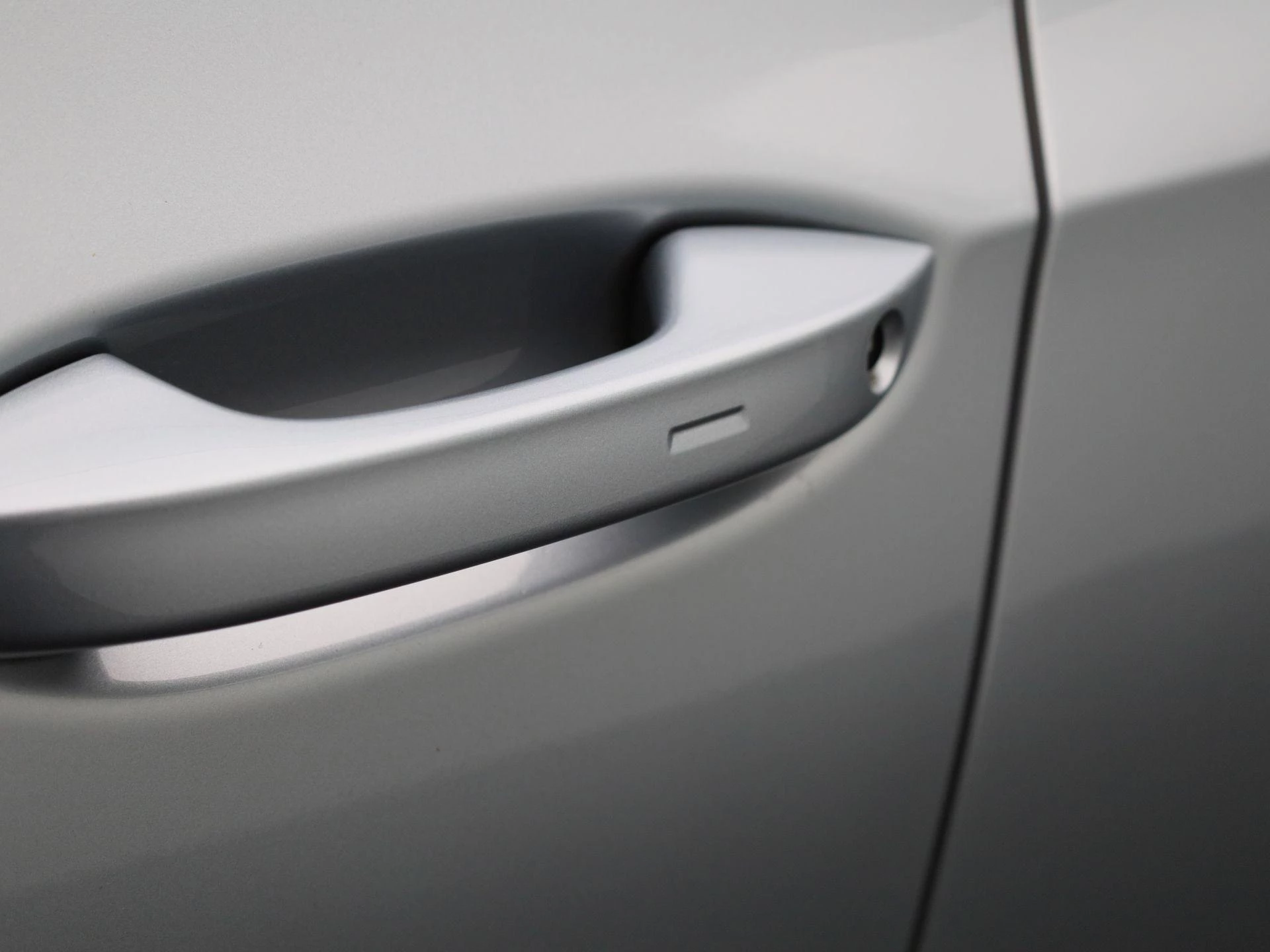 Volkswagen-Golf-image-14