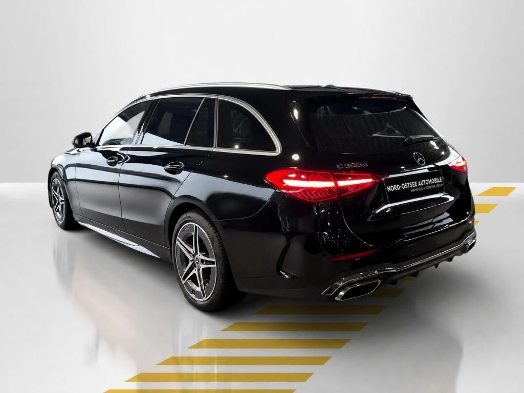 Mercedes-Benz-C-Klasse 300 d-image-12