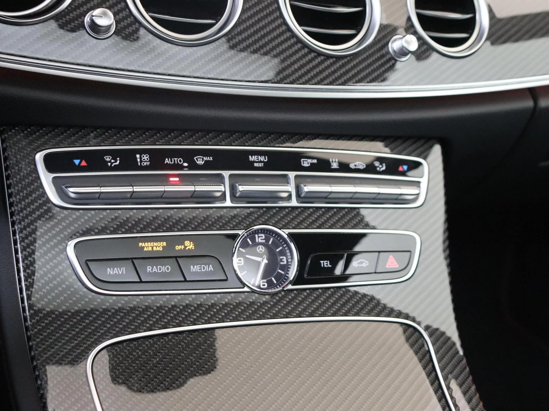 Mercedes-Benz-E-Klasse-image-28