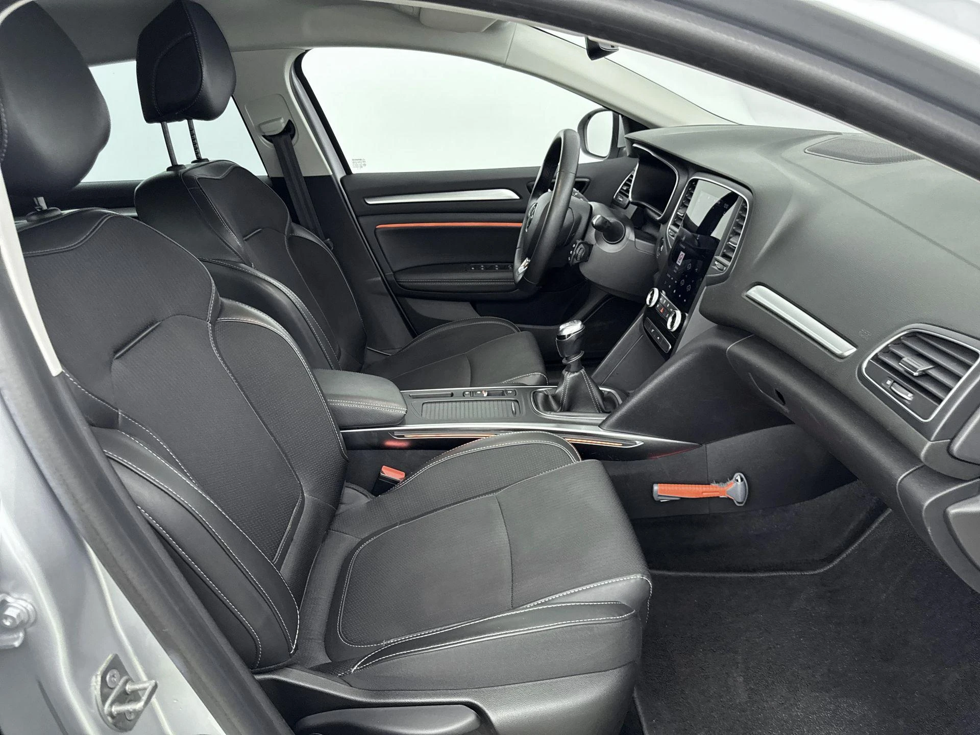 Renault-Mégane Estate-image-21