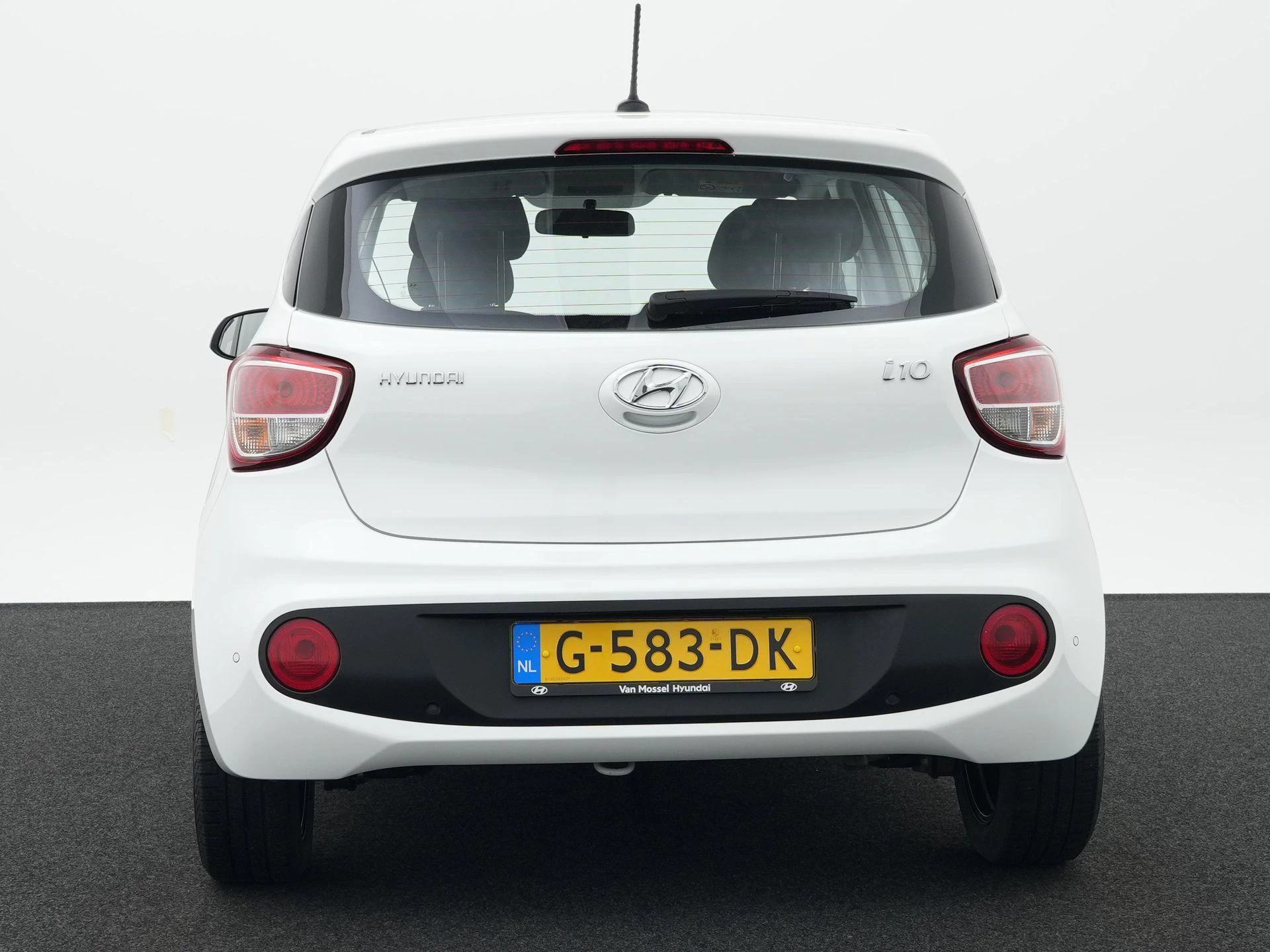 Hyundai-i10-image-5