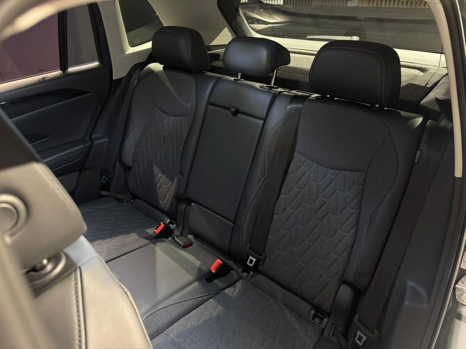 Volkswagen-Tiguan-image-10