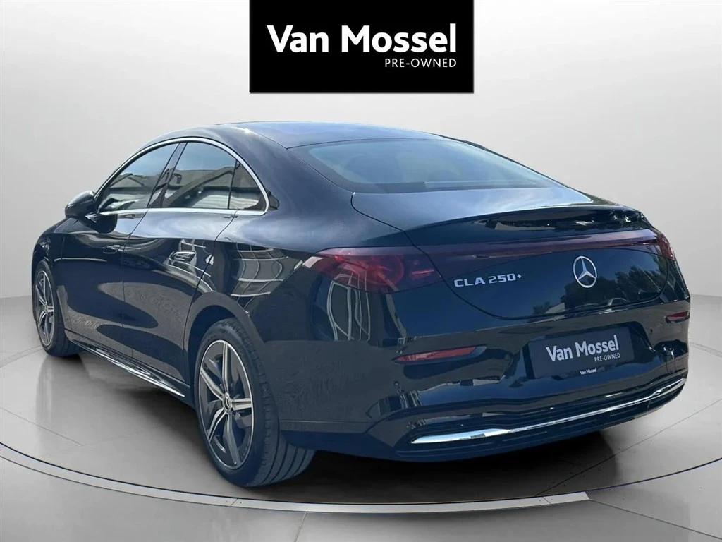 Mercedes-Benz-CLA-image-6