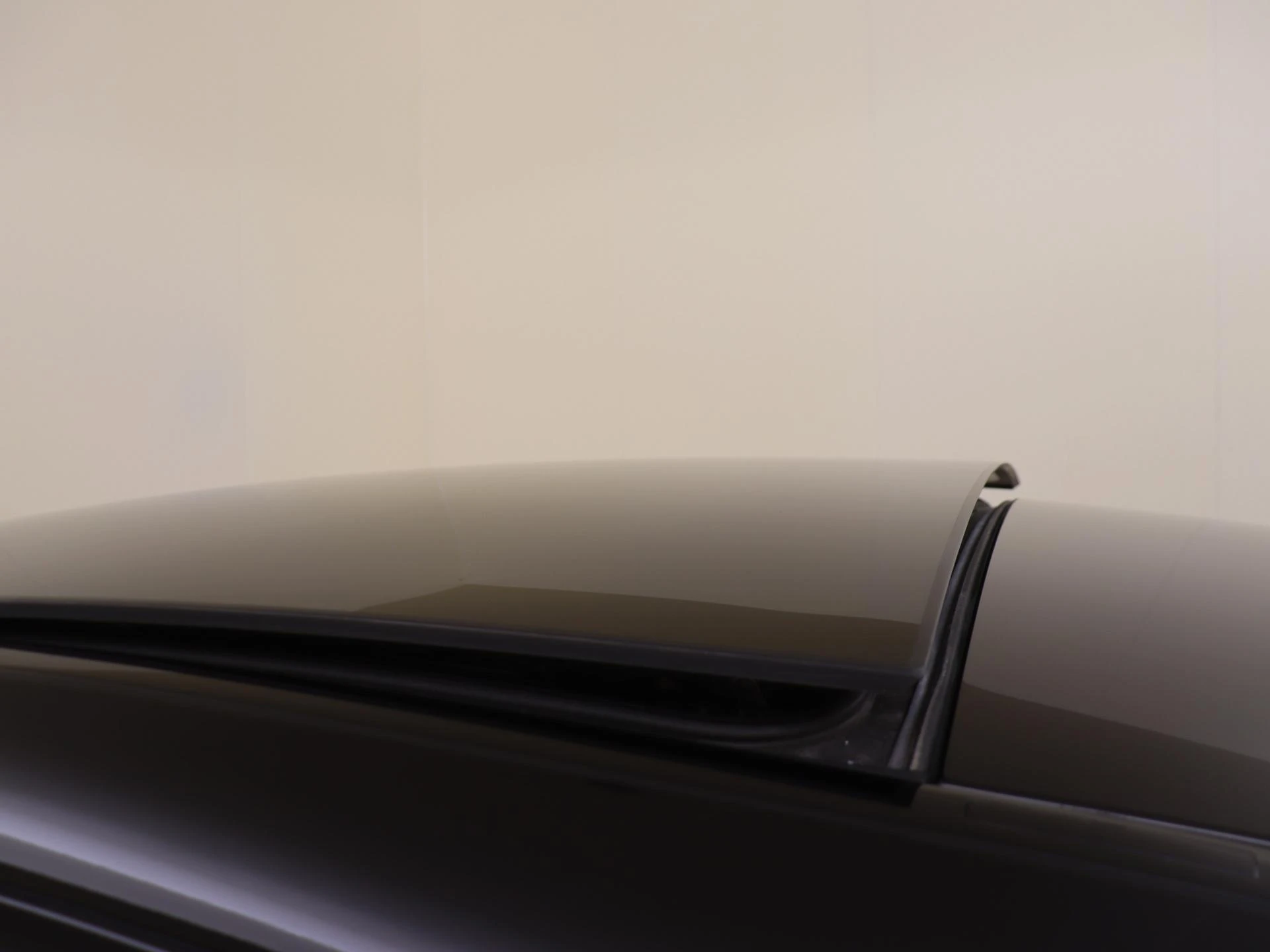 Mercedes-Benz-GLE-image-32