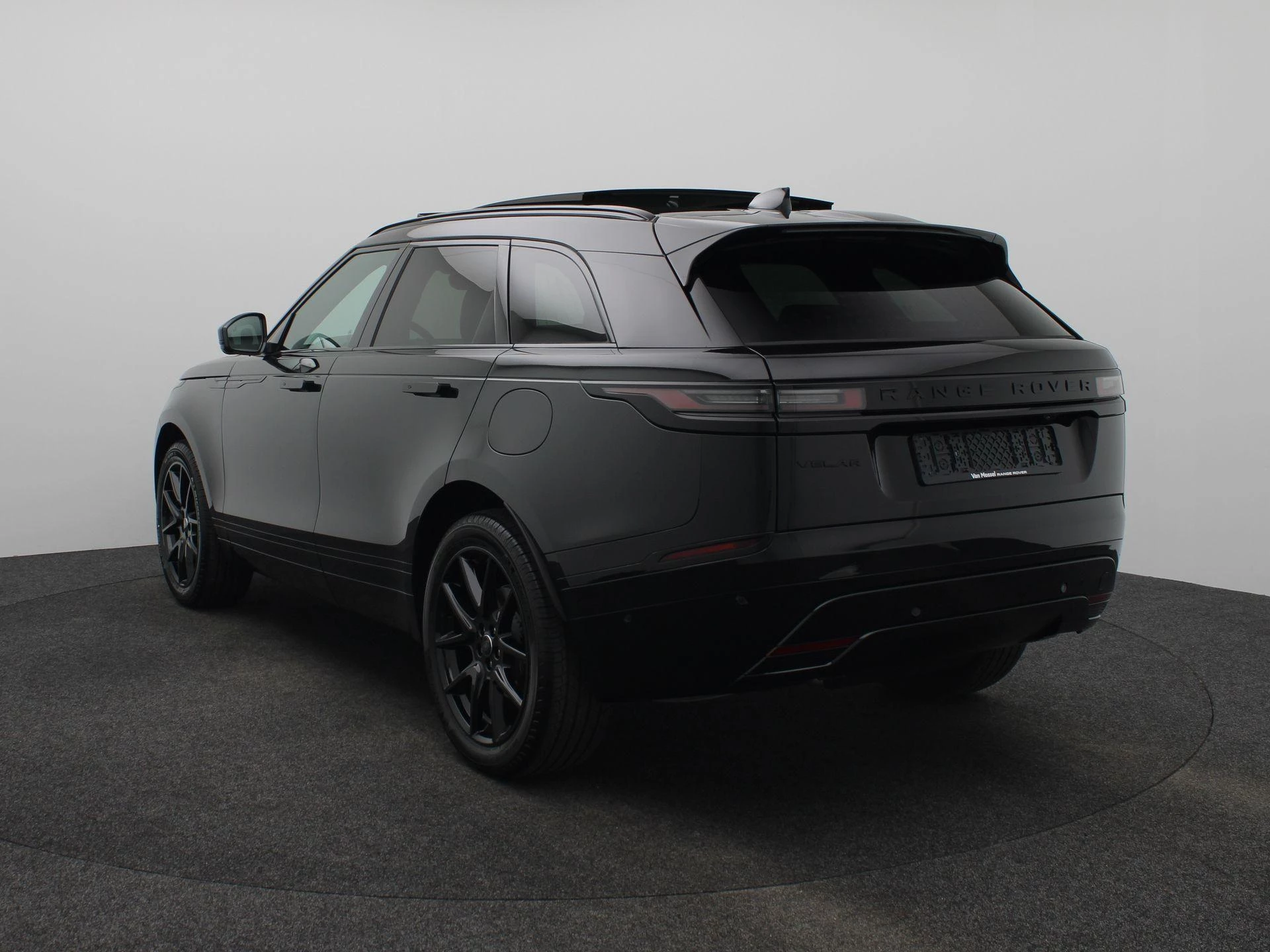 Land Rover Range Rover Velar 2.0 P400e AWD Dynamic SE PHEV