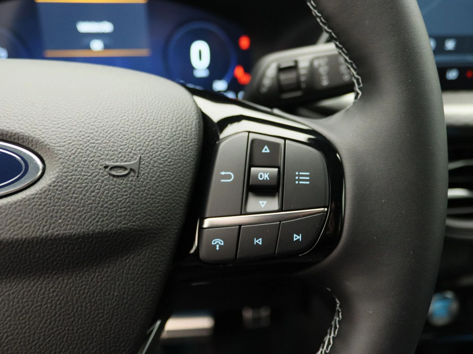 Ford-Kuga-image-26