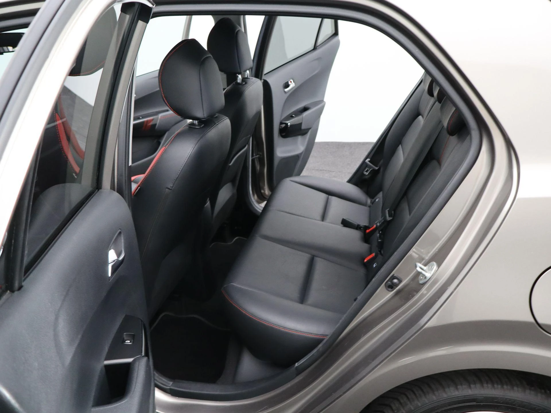 Kia-Picanto-image-11