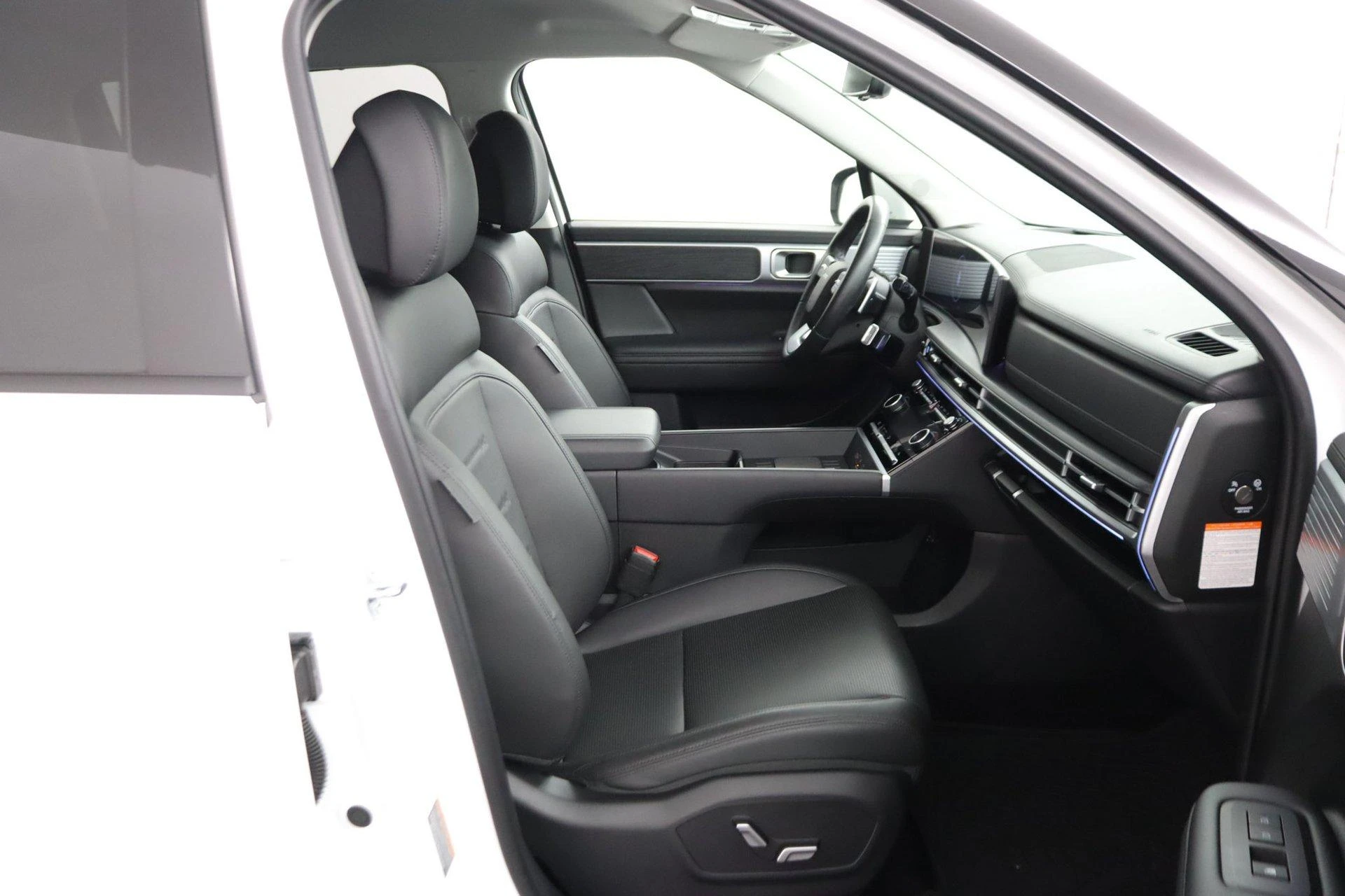 Hyundai-Santa Fe-image-17