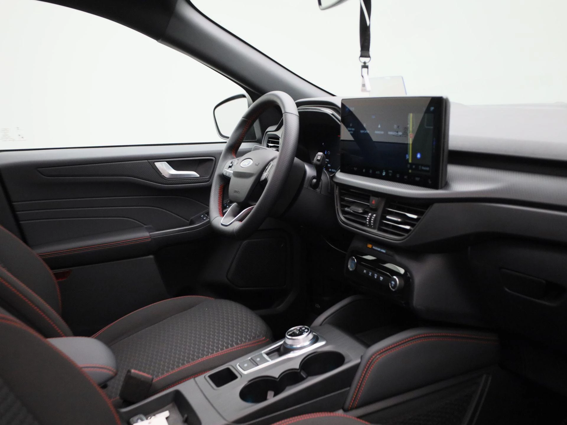 Ford-Kuga-image-30