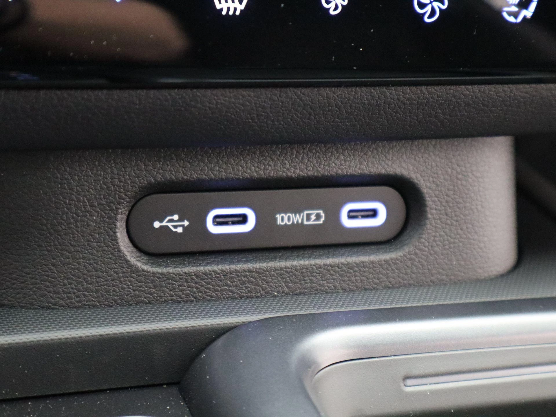 Hyundai-IONIQ 6-image-24