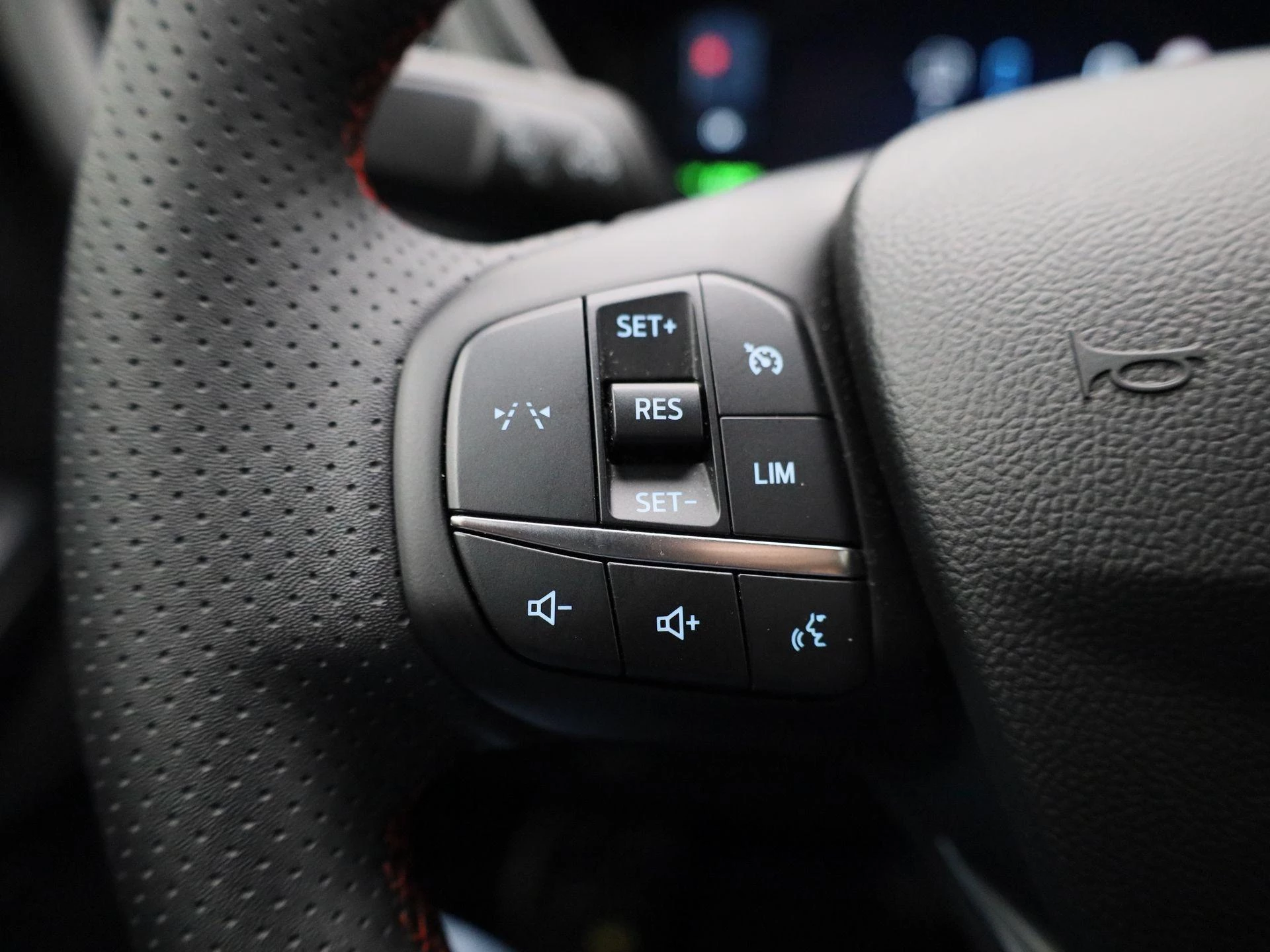 Ford-Kuga-image-22