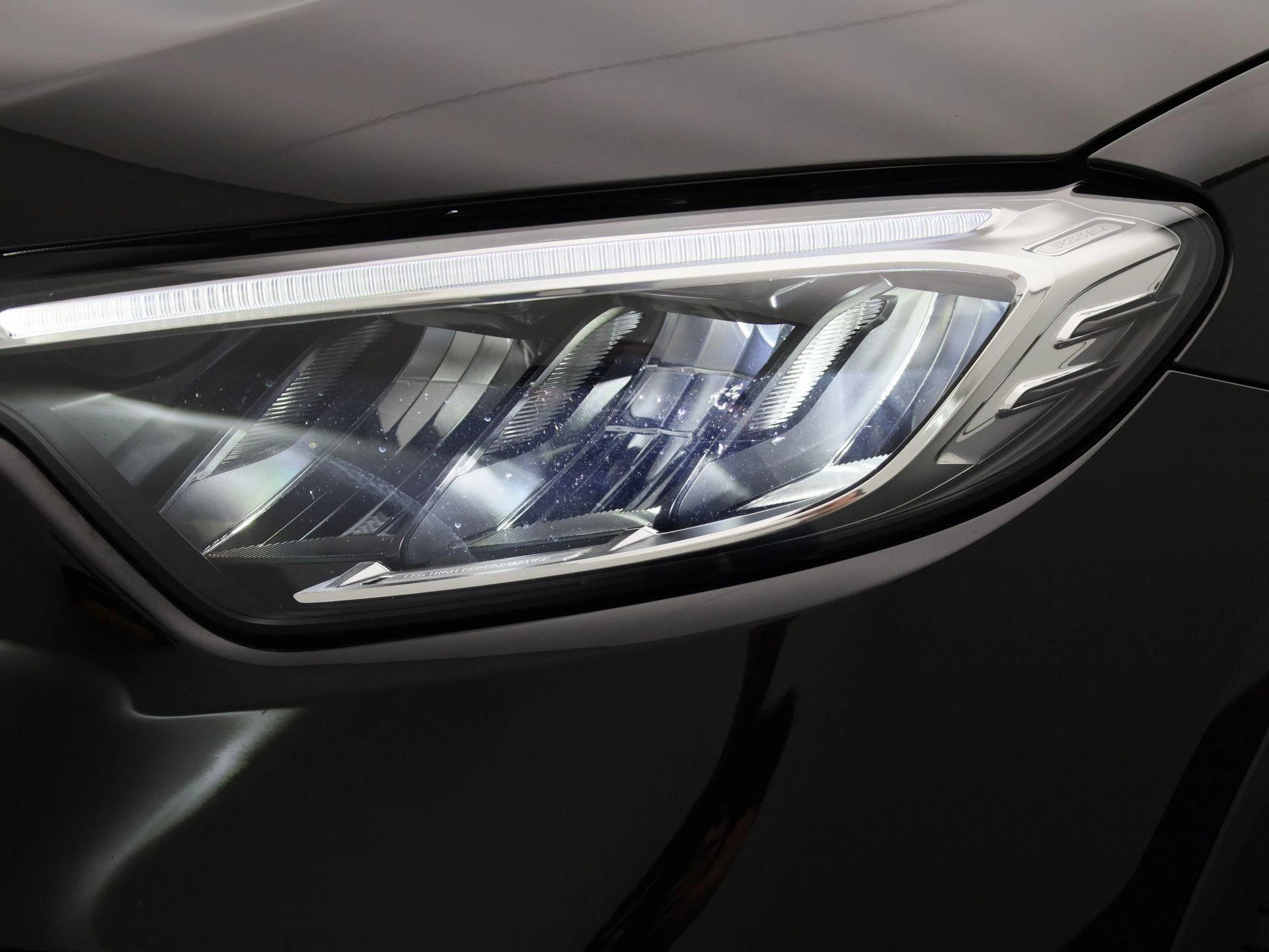 Mercedes-Benz-GLC-image-15