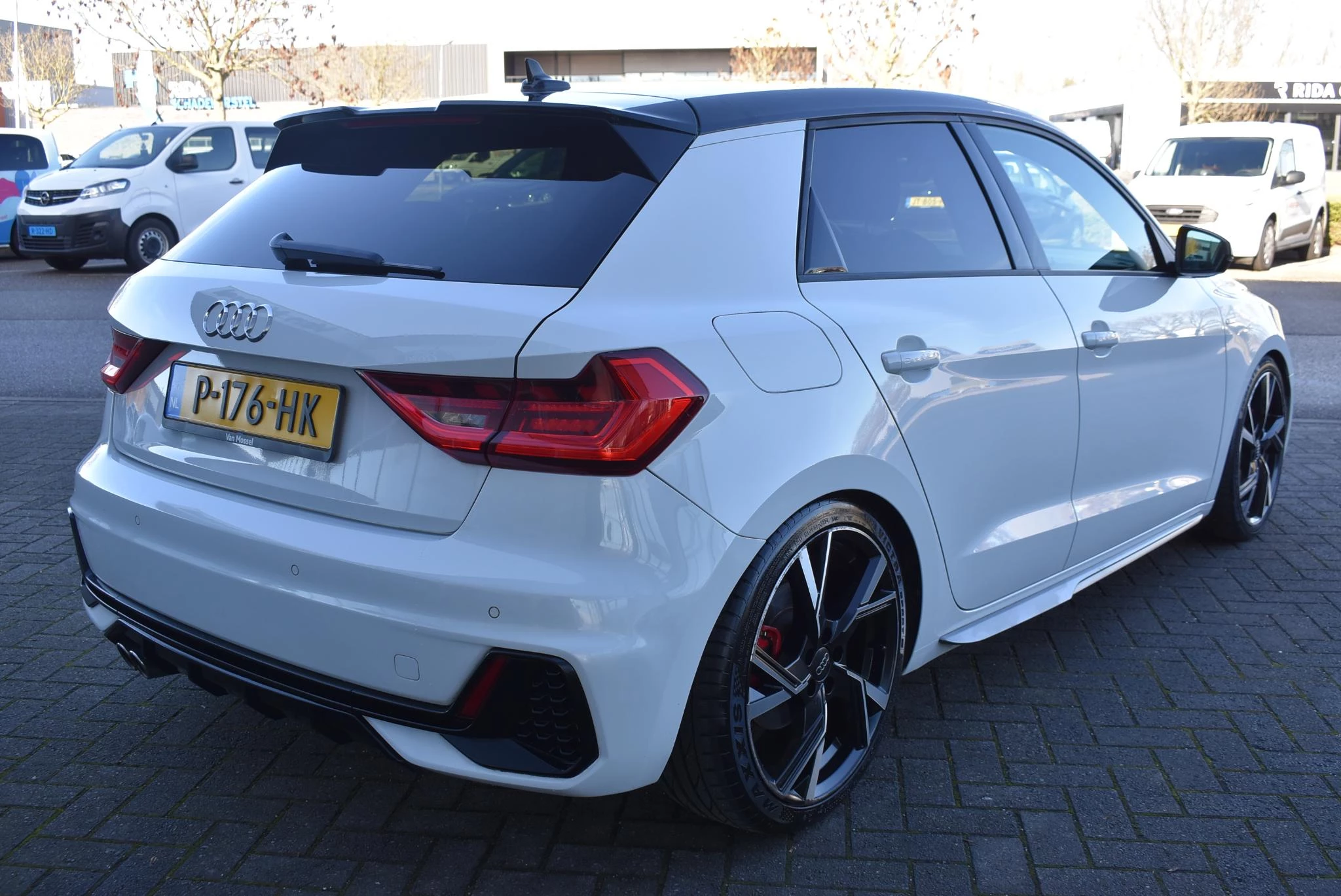 Audi-A1 Sportback-image-4