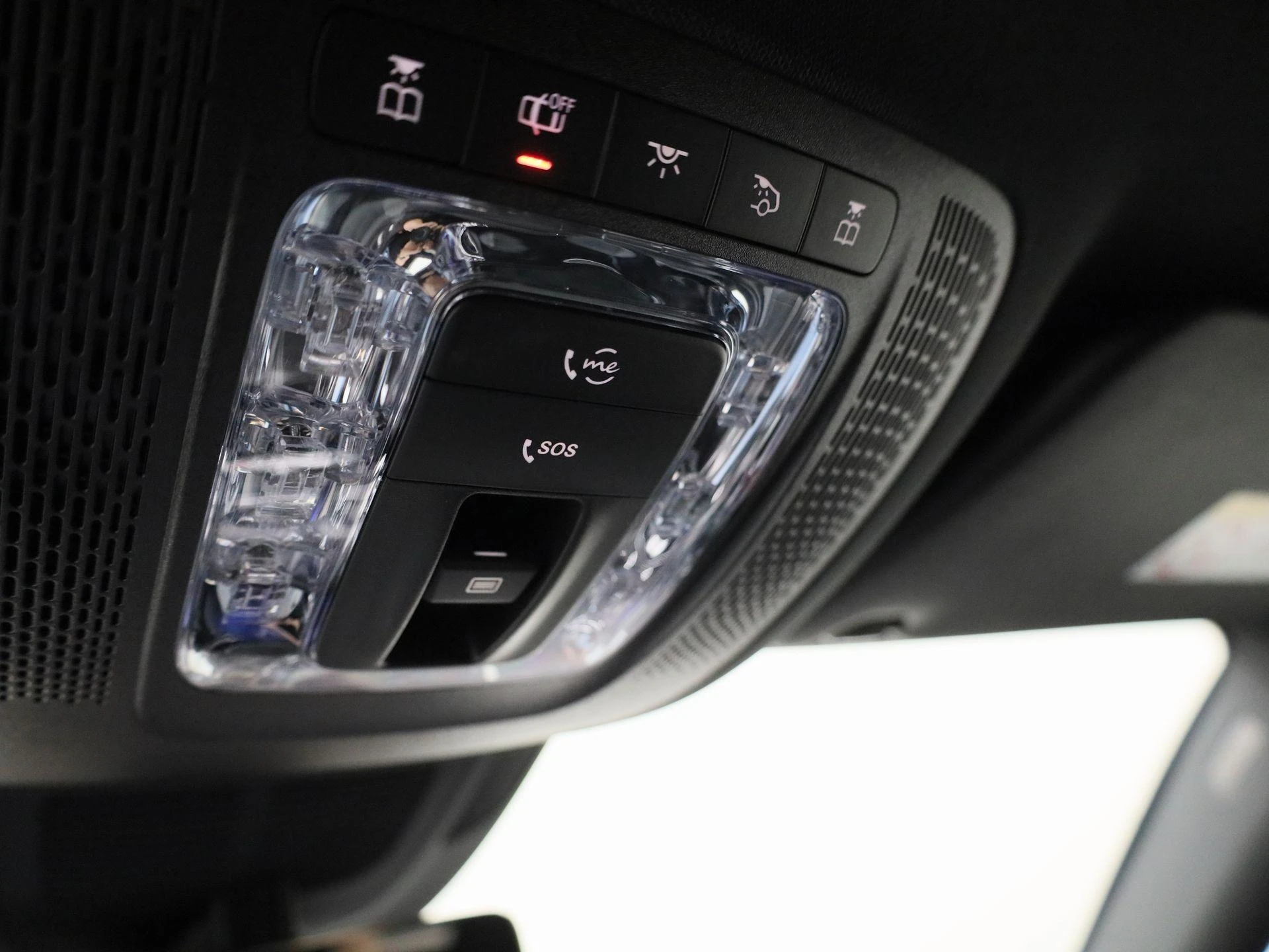 Mercedes-Benz-GLE-image-33