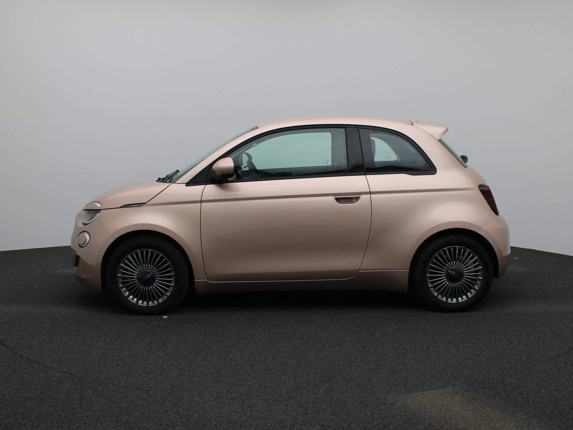 Fiat-500e-image-3